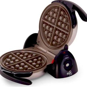 Presto 03510 Ceramic FlipSide  Belgian Waffle Maker,Black